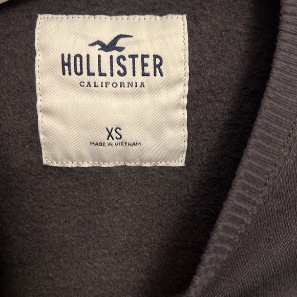 Hollister sweatshirt. Like new. Size x small. - Picture 2 of 3